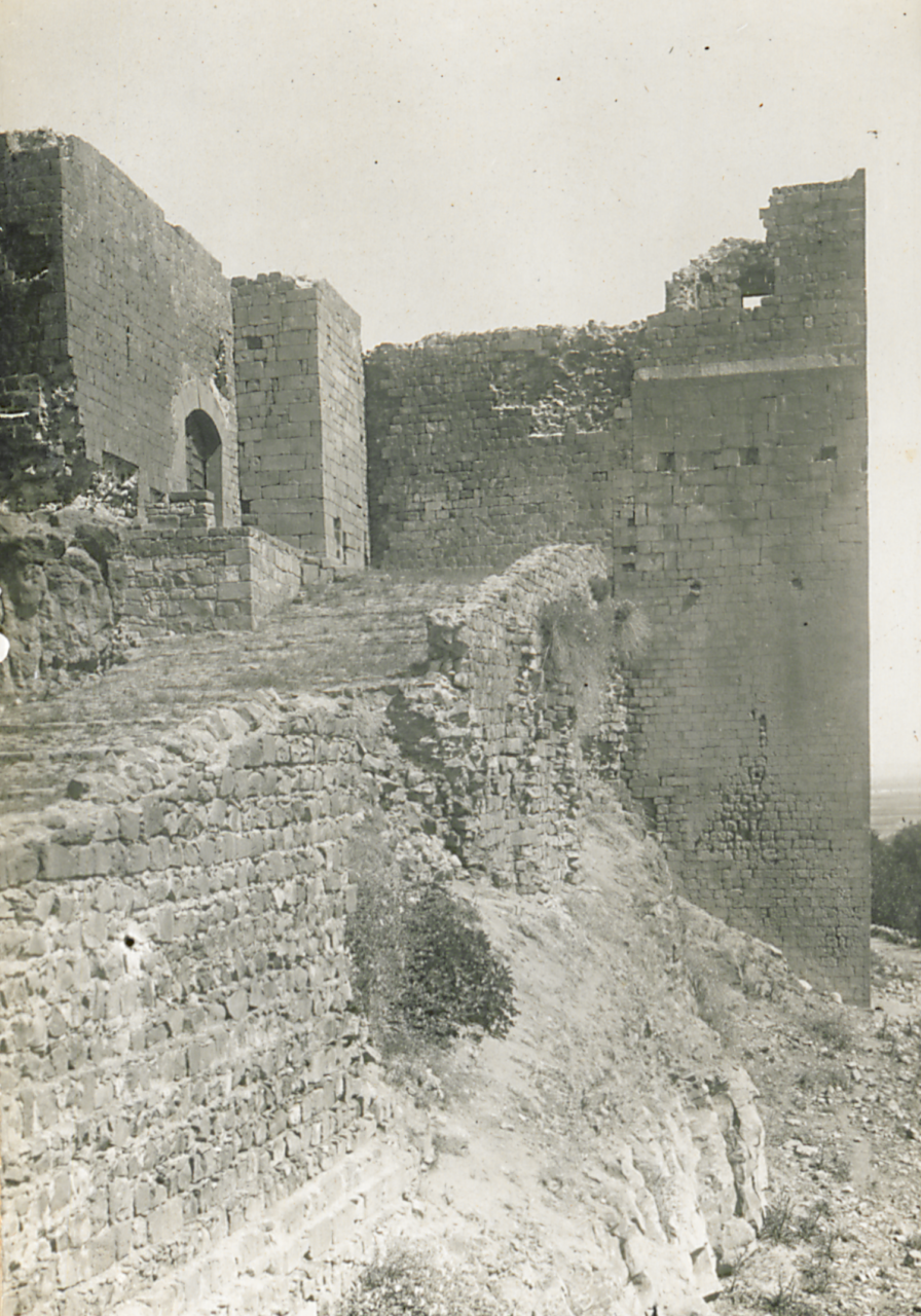  Sur 67 no’lu burç, Yenikapı Mervanî Burcu olarak anılıyor. (DİTAV arşivi)