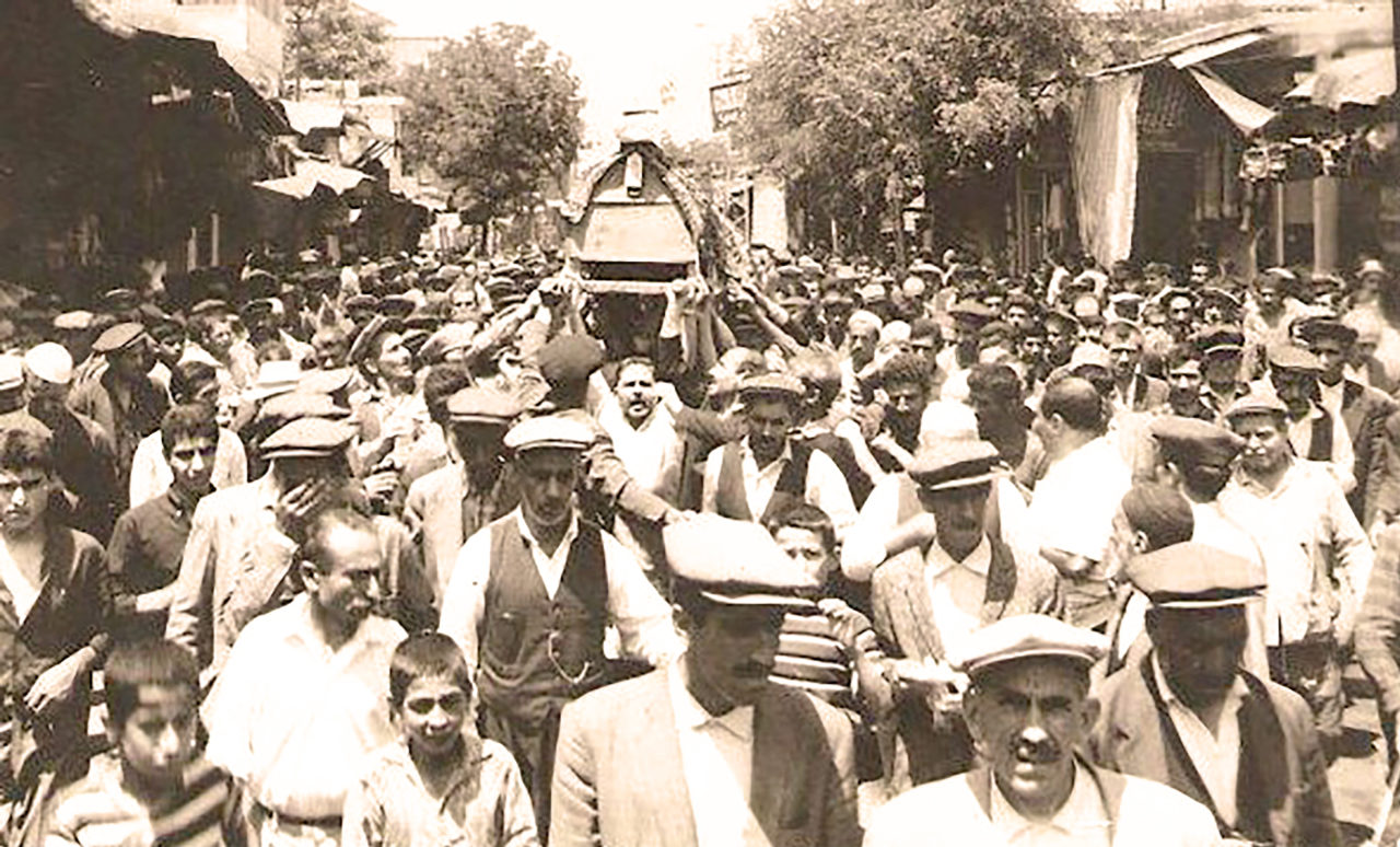 Every death meant, for those who remained, a series of customs from the last breath of the deceased to the further stages of mourning. This photograph is from the 1960s, the funeral of Hacı Halil, the imam of Ulu Cami, the Great Mosque of Diyarbakır.